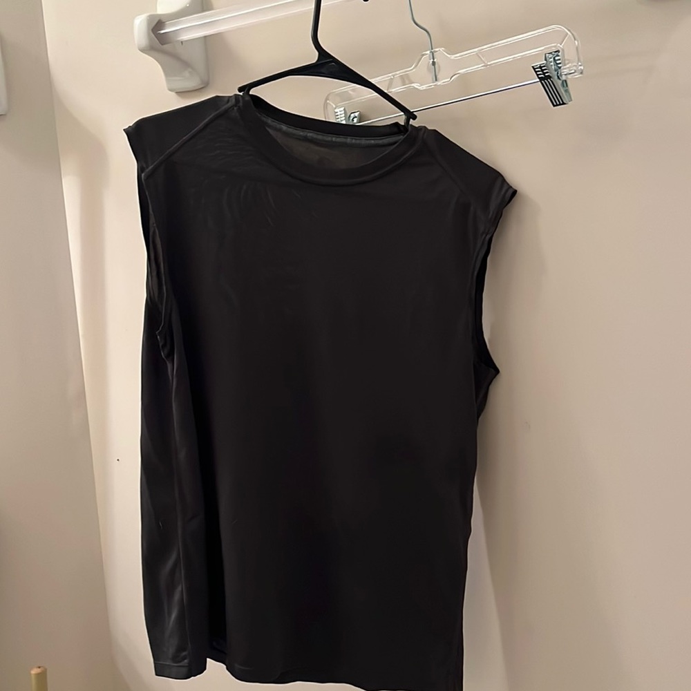 Grey tank